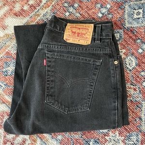 VINTAGE LEVI’s 550 BLACK MOM JEANS